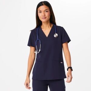 Figs casma women’s navy scrub top